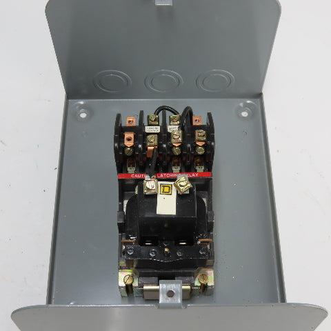 Square D 8903 LLG 20 Ser B Enclosed Lighting Contactor 600V 250VDC 120V Coil