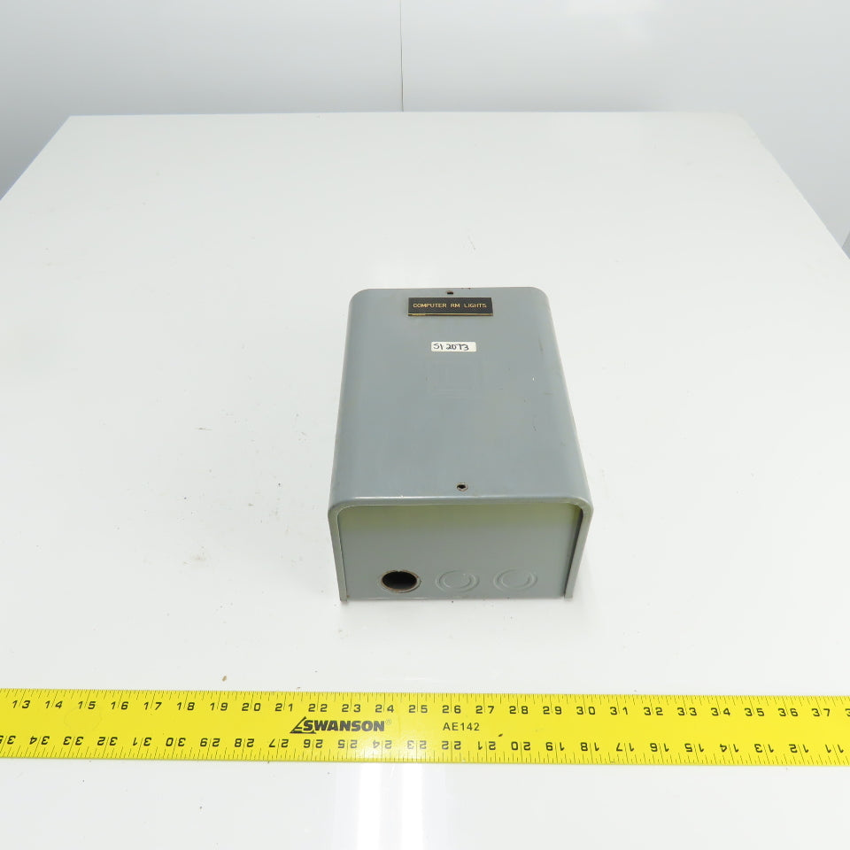 Square D 8903 LLG 20 Ser B Enclosed Lighting Contactor 600V 250VDC 120V Coil