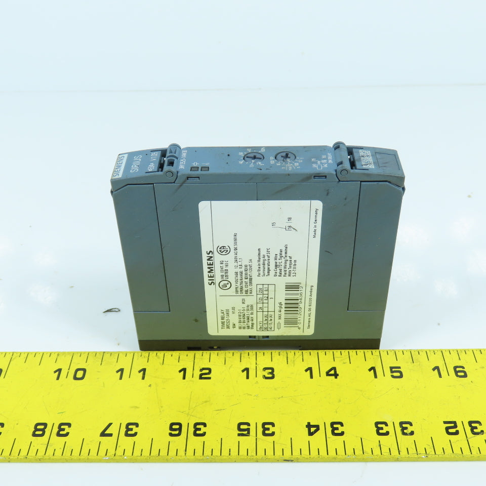 Siemens 3RP2525-1AW30 Sirius Time Relay 12-240VAC