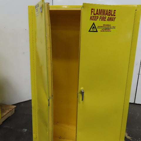 Justrite 25450 45 Gallon Cap Flammable Liquid Storage Cabinet Yellow (No Shelfs)