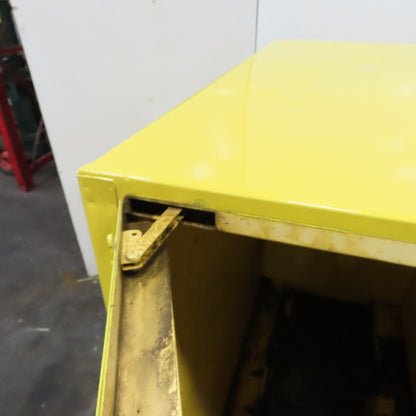 Justrite 899320 55 Gal Flammable Liquid Horizontal Single Drum Storage Cabinet