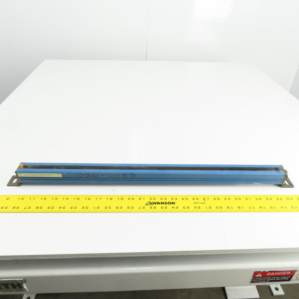 Pinnacle 53-012 MicroGuard Light Curtain Emitter 20' Range <30 mSec Response