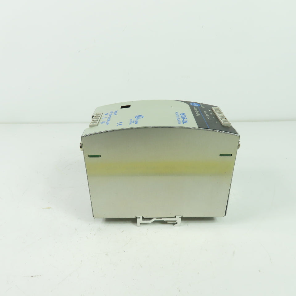 Allen Bradley 1606-XL120D 24V DC 5A Power Supply 1PH 100-120/200-240VAC Input