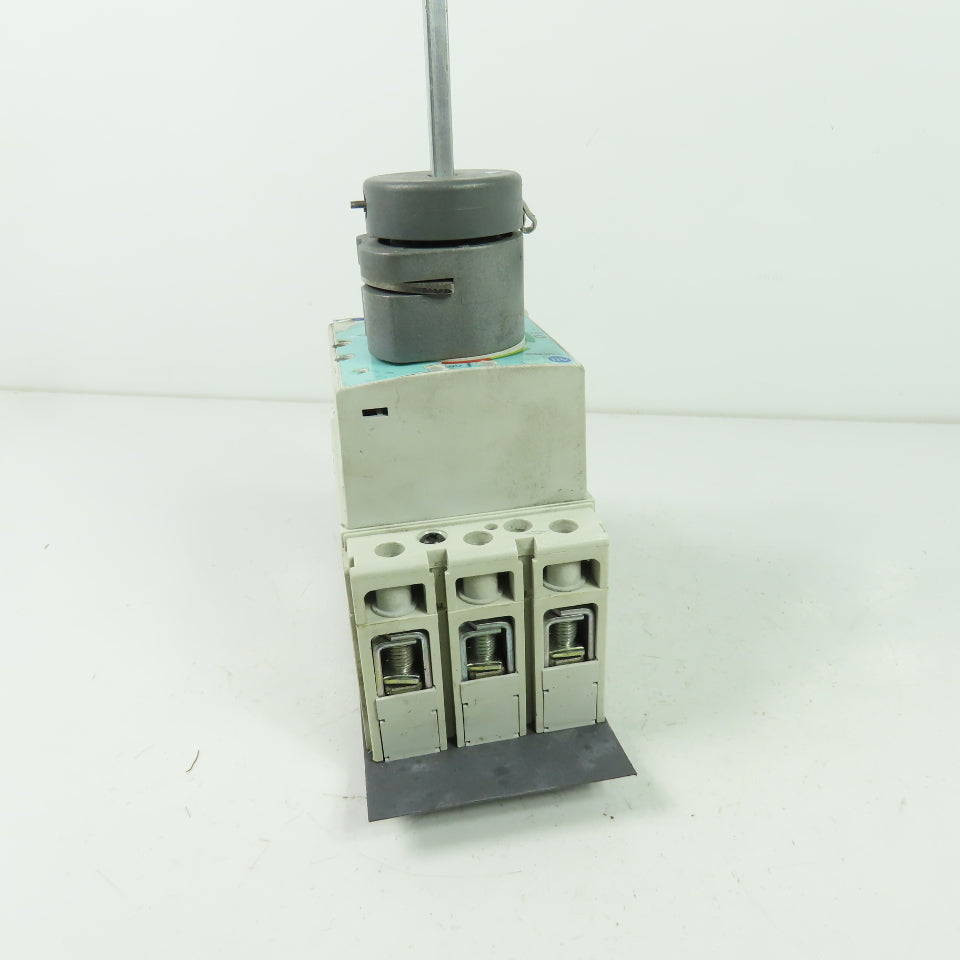 Allen Bradley 140G-G2C3-C30 30A Molded Case Circuit Breaker 690VAC W/ 140G-G-RMX