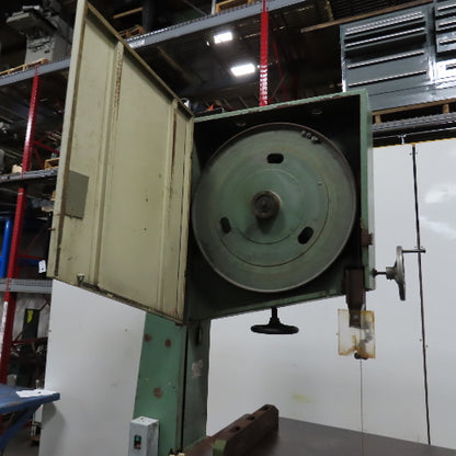 Centauro 900 CO Industrial Tilt Table Vertical Bandsaw 34" Throat 230/460V 3PH