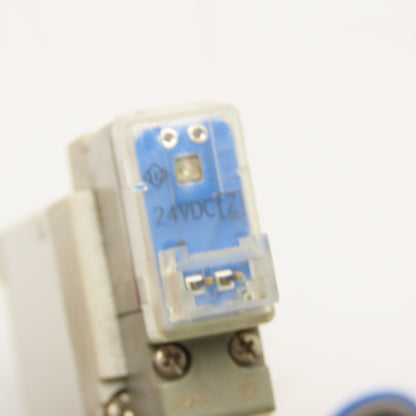 SMC SYJ5140-5LZ Single Solenoid Pneumatic Directional Valve 4 Port G1/8 24VDC