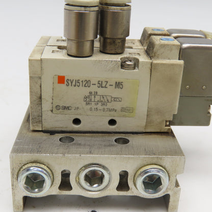 AMC SYJ5120-5LZ-M5 2 Position Single Solenoid Valve Manifold 24VDC