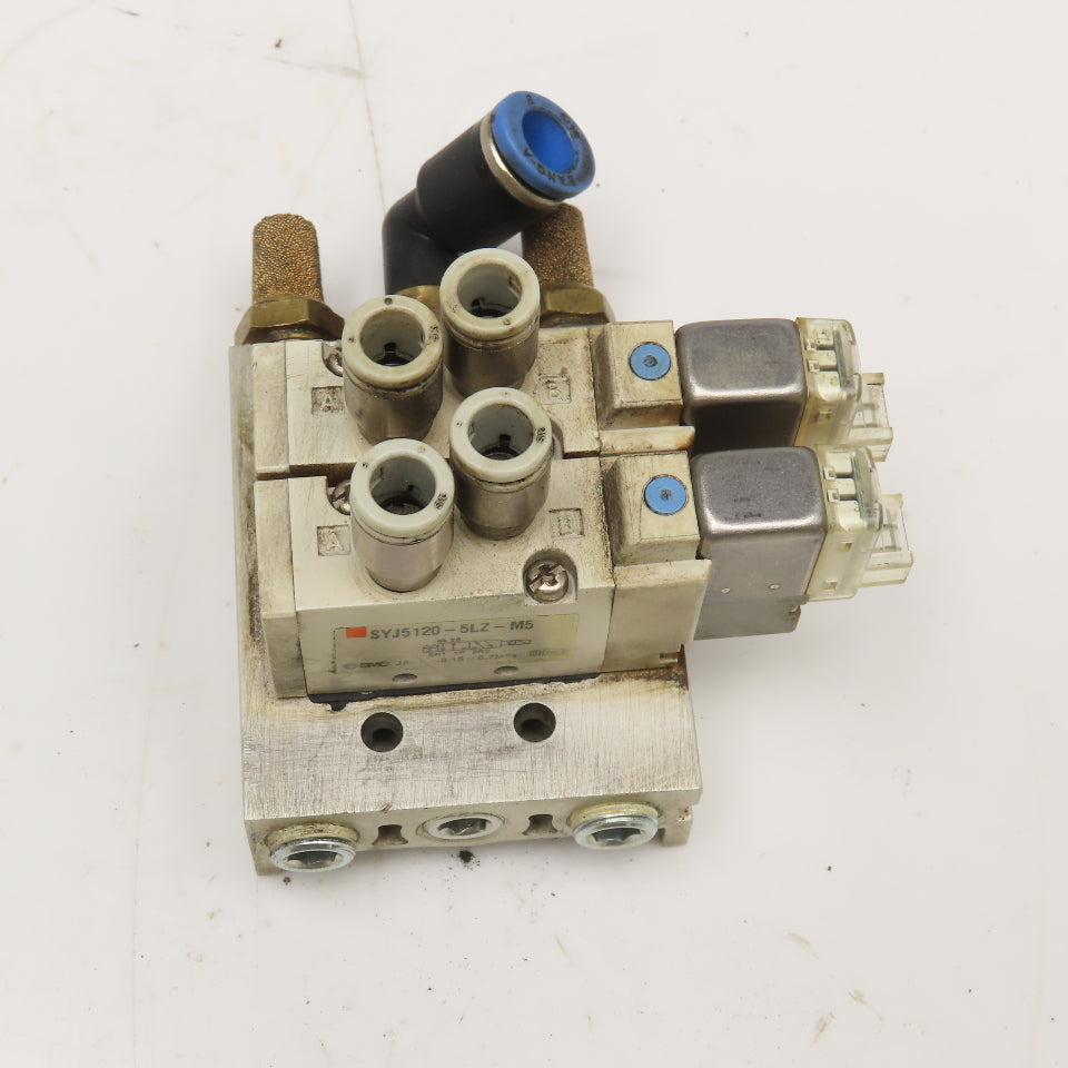 AMC SYJ5120-5LZ-M5 2 Position Single Solenoid Valve Manifold 24VDC