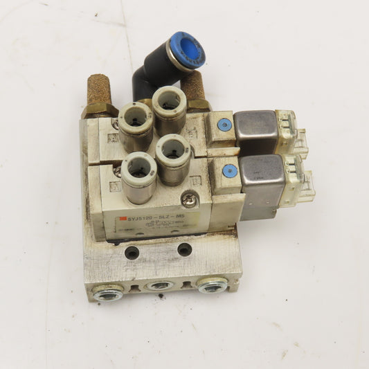 AMC SYJ5120-5LZ-M5 2 Position Single Solenoid Valve Manifold 24VDC