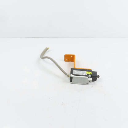 Moeller AT0-11-1-I Roller Plunger Head Limit Switch 230/400V 6A
