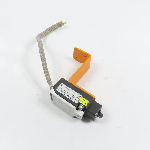 Moeller AT0-11-1-I Roller Plunger Head Limit Switch 230/400V 6A