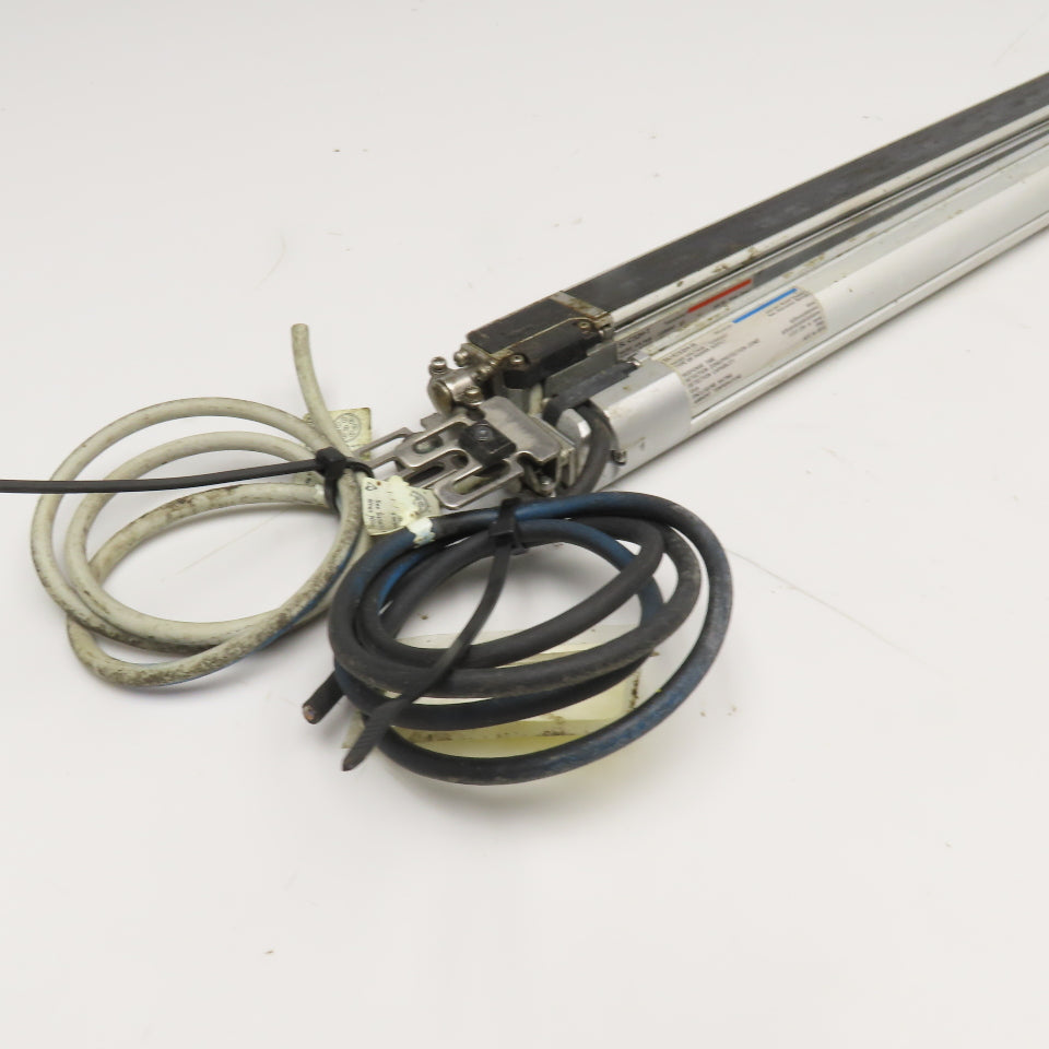 Keyence SL-C32H-T SL-C32H-R 24VDC Safety Light Curtain Transmitter Receiver Set