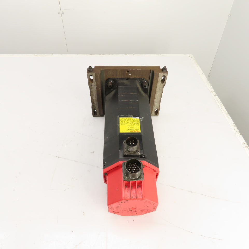 Fanuc A06B-0320-B581 AC Servo Motor 8.8Nm Torque 155V 3PH 3000RPM W/ Encoder