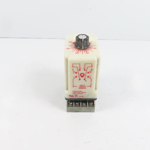 Dayton 5X830E Solid State Time Delay Relay 3-300 Sec 120VAC W/ Base