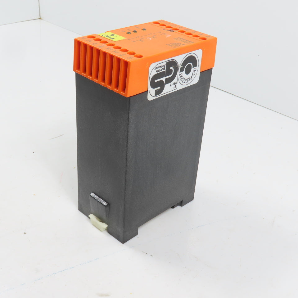 E. Dold & Sohne BD5987.02/001 SafeMaster Emergency Stop Module Relay 5A 250V