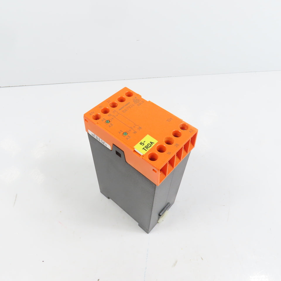 E. Dold & Sohne BA7924.21/002 SafeMaster Time Delay Relay 3A 250V