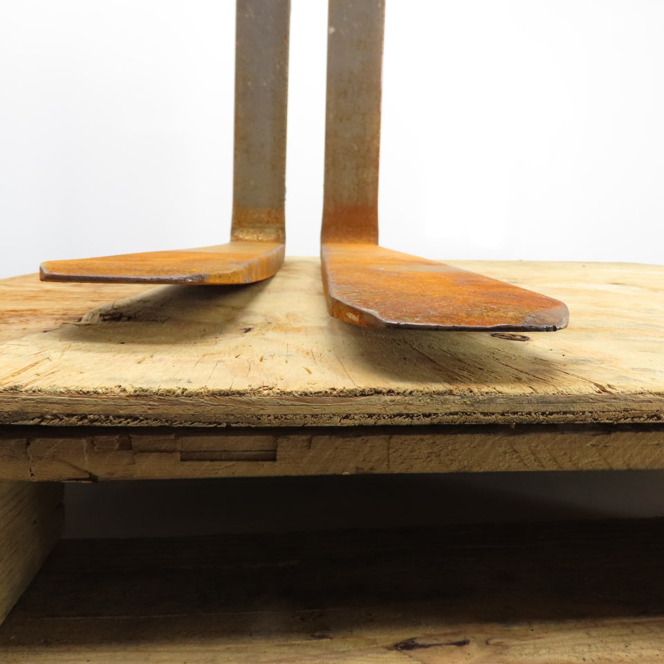 Kenhar K-547 Class II 2 16" Tapered Forklift Forks W/ Latches 35-1/2x4" Set Of 2
