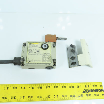 Omron D4BL-2CRA 24VDC Safety Door Gate Guard Interlock Switch W/ Mount