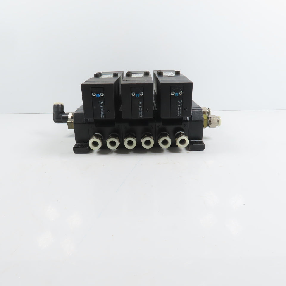 Parker F52VXBG023A 3 Pneumatic Directional Valve Bank & Manifold 120V Coil