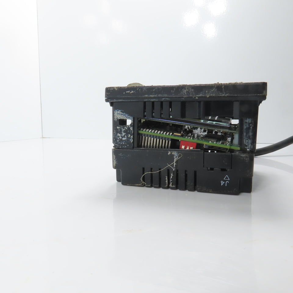 Horner HE-XE100GF Xle Interface 12-24VDC (BROKEN HOUSING) Good Display