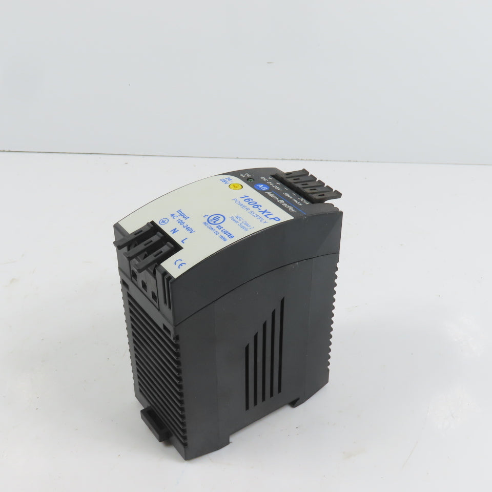Allen Bradley 1606-XLP50E Ser A 24-28VDC 2.1A Power Supply 100-240VAC 1.0A Input