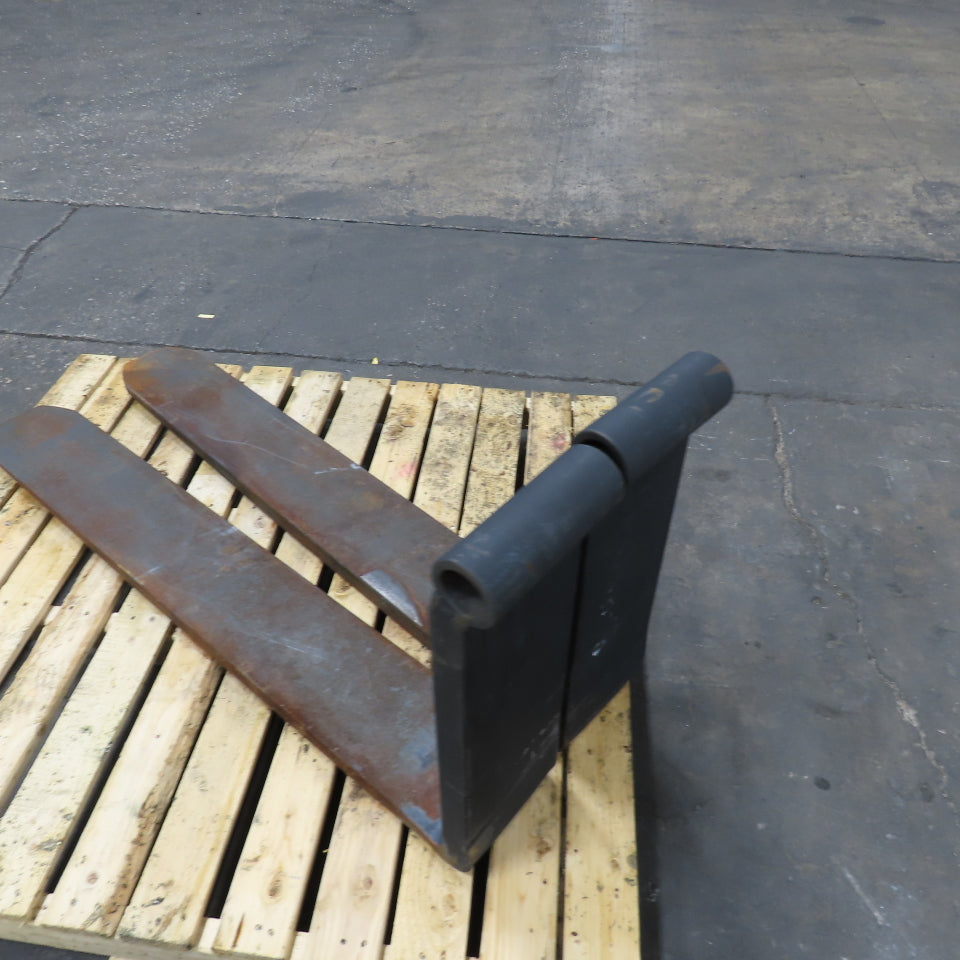 Yale 47" Long  x 7" Wide Shaft Mounted Steel Tapered Fork 1.8" Shaft Set Of 2