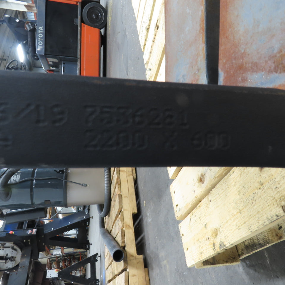 Yale 47" Long  x 7" Wide Shaft Mounted Steel Tapered Fork 1.8" Shaft Set Of 2