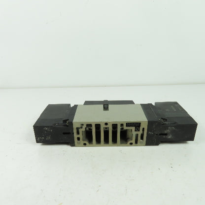 SMC NVFS3300-5FZ Pneumatic Solenoid Valve 1.0MPa 21-26VDC Coil