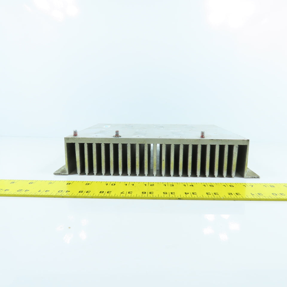 05T00893-0110 10.5 x 8.5" Aluminum Fin Style Heat Sink Mounting Surface 2-1/4" H
