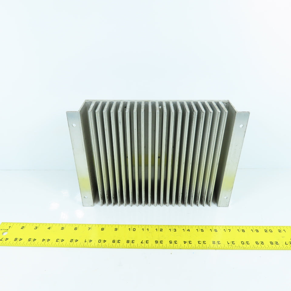 05T00893-0110 10.5 x 8.5" Aluminum Fin Style Heat Sink Mounting Surface 2-1/4" H