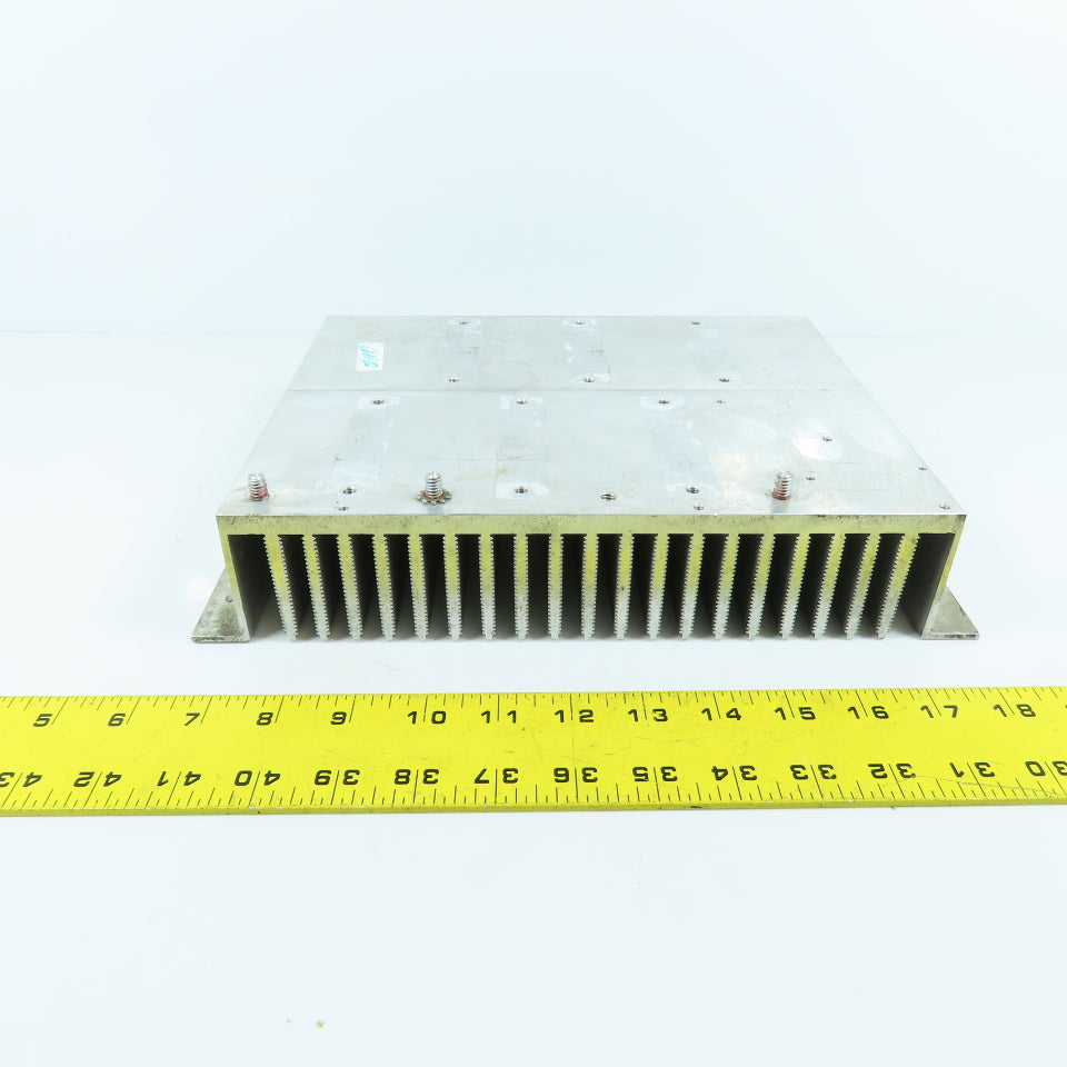 05T00893-0110 10.5 x 8.5" Aluminum Fin Style Heat Sink Mounting Surface 2-1/4" H