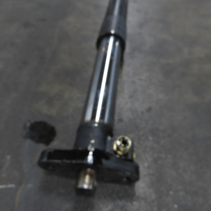 Yale NTA030SBEM48TV13 Narrow Aisle Turret Forklift Hydraulic Cylinder