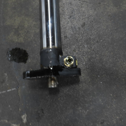 Yale NTA030SBEM48TV13 Narrow Aisle Turret Forklift Hydraulic Cylinder