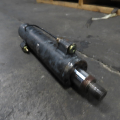 Yale NTA030SBEM48TV13 Narrow Aisle Turret Forklift Hydraulic Cylinder