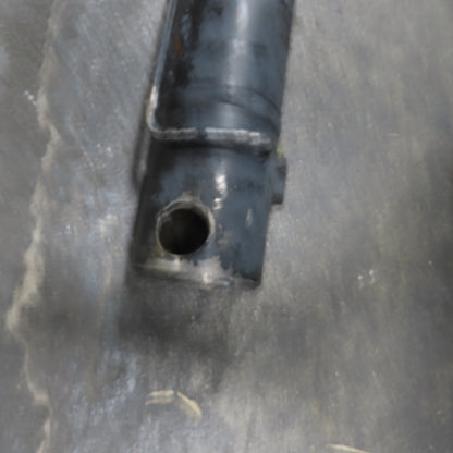 Yale NTA030SBEM48TV13 Narrow Aisle Turret Forklift Hydraulic Cylinder