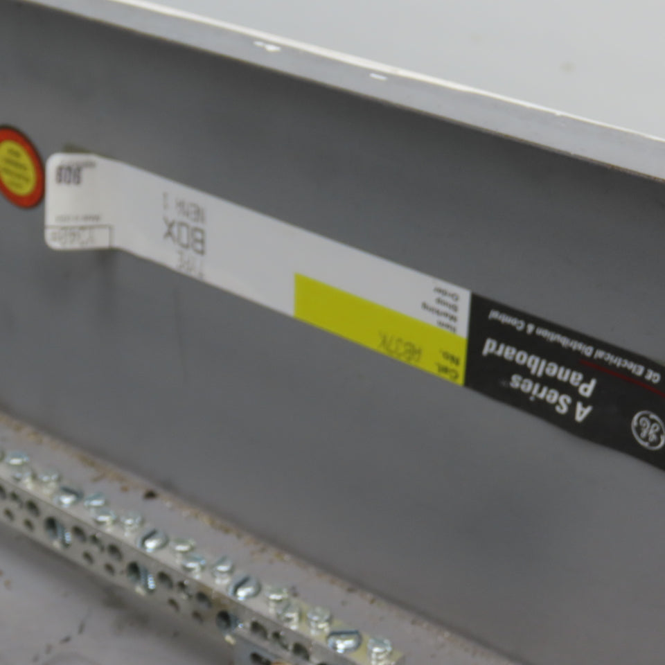 General Electric AQU3301ABX 125A 36-Space Panelboard 208Y/120V 3PH 4W W/Breakers