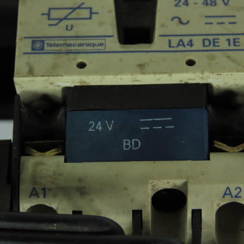 Telemecanique LP1 D0901 Reversing Contactor 600V 25A 24V Coil W/Overload Relay