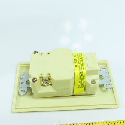 LG LGIS-15 SB 15 Amp Ground Fault GFCI Duplex Receptacle 125V "Ivory" Lot Of 2
