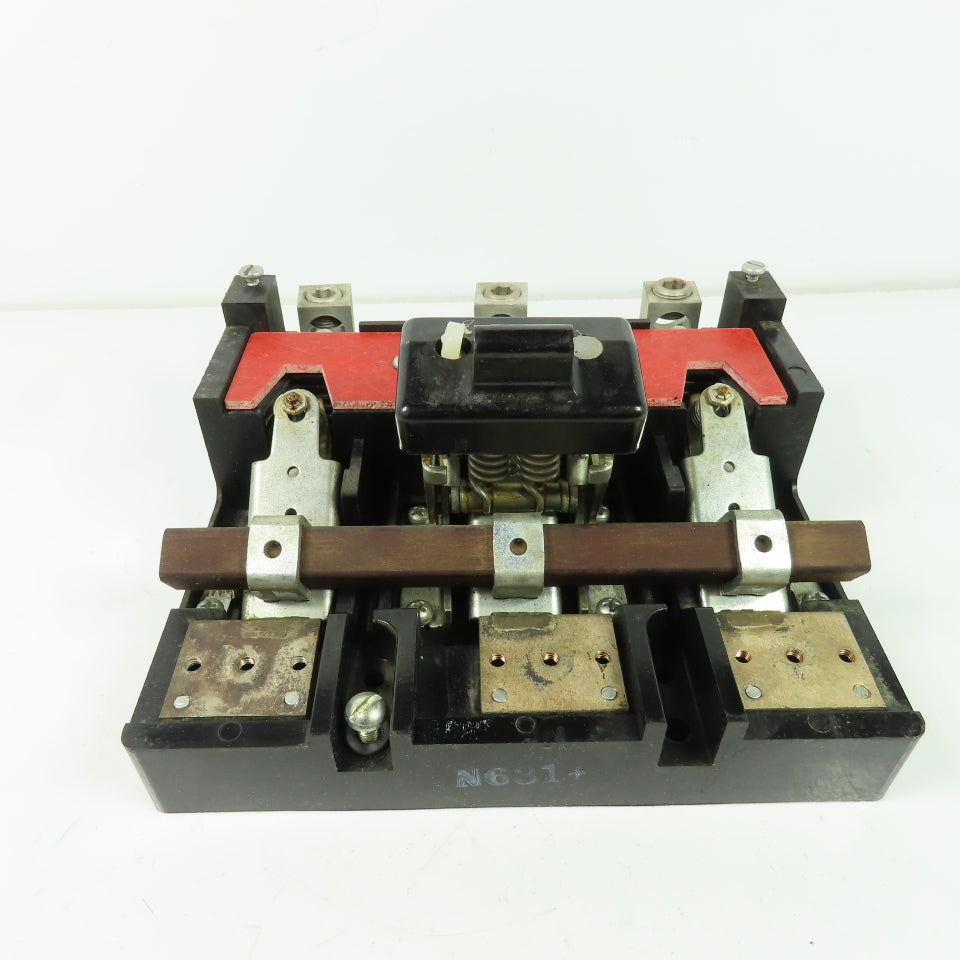General Electric THMC34 QMW 3-Pole Fusible Disconnect Switch 600V 200A