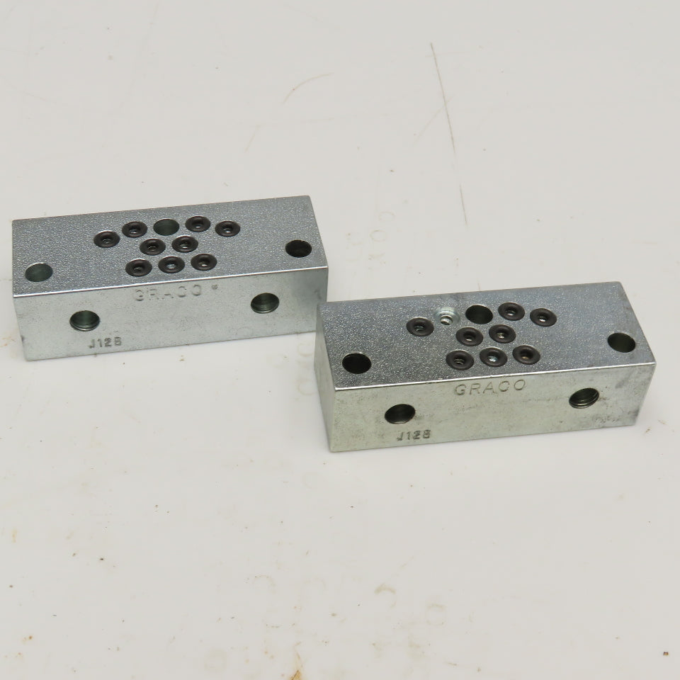 Graco J12B 1/8 NPSF Hydraulic Flo Divider Valve End Block Lot Of 2