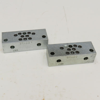 Graco J12B 1/8 NPSF Hydraulic Flo Divider Valve End Block Lot Of 2