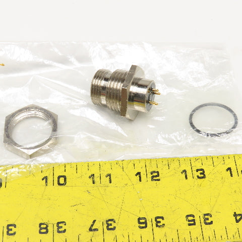 Omron XS4M-D421-1 Circular Metric Connector