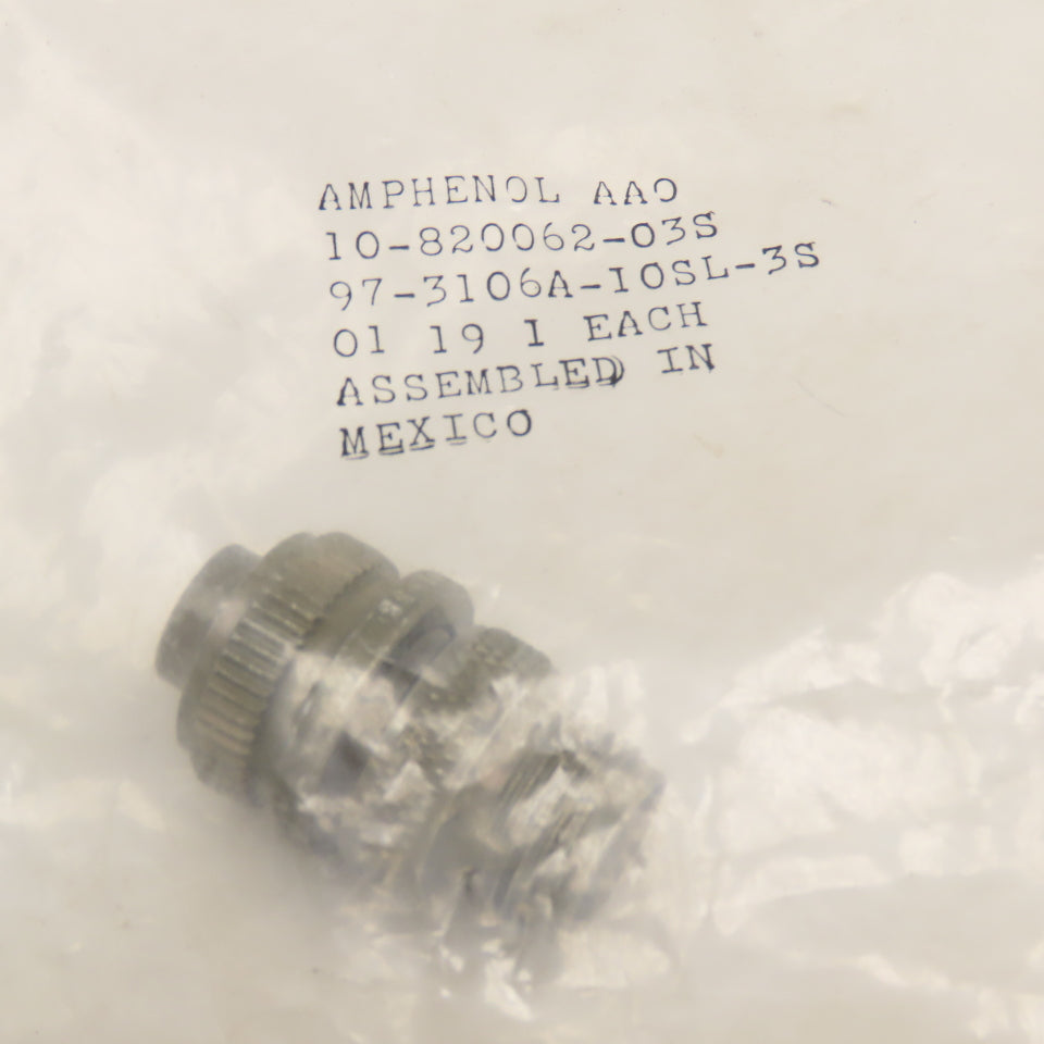 Amphenol 10-820062-03S 3 Position Solder Cup Circular Connector