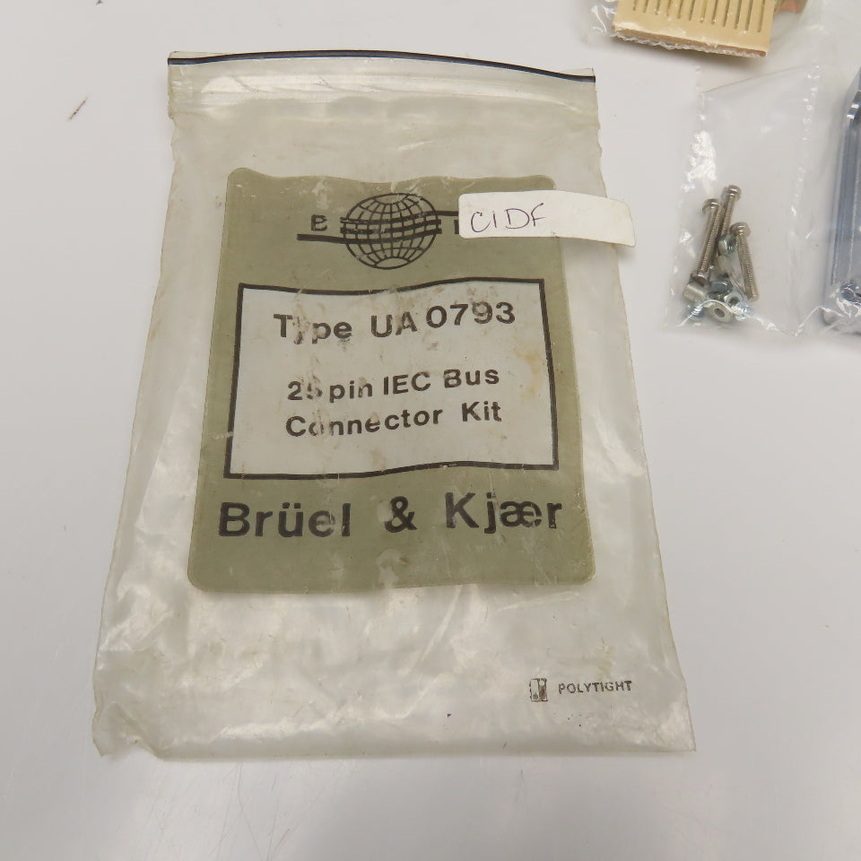 Bruel & Kjaer Type UA 25 Pin IEC Bus Connector Kit