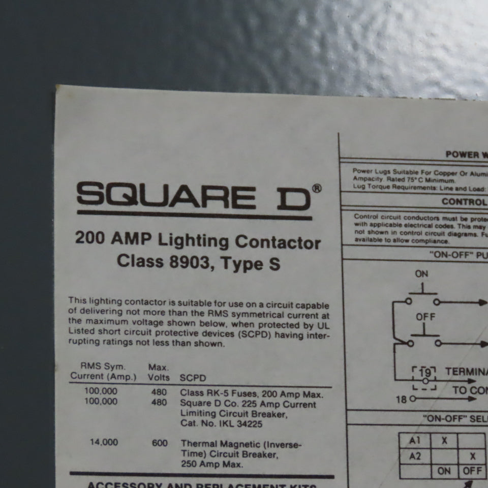 Square D 8903SVG11 40" x 22" x 10" Electrical Disconnect Service Enclosure