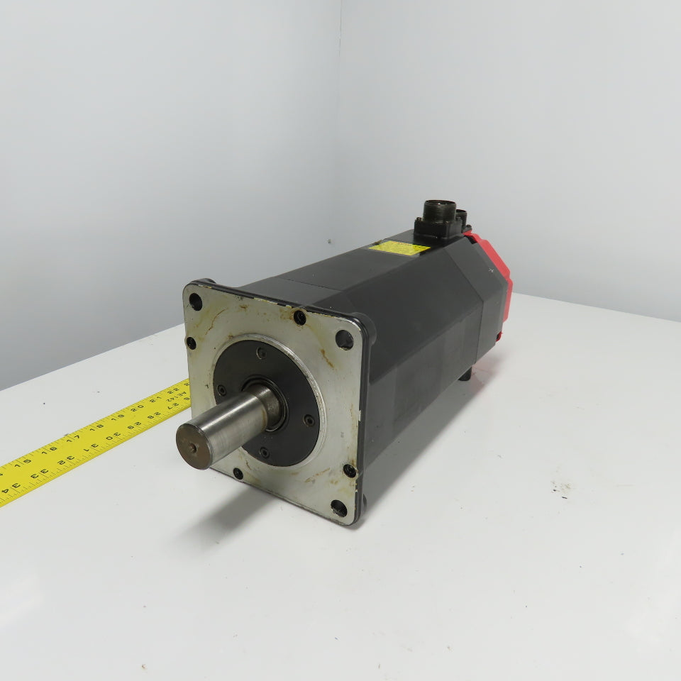 Fanuc A06B--0572-B077 aL50/2000 6.0KW AC Servo Motor 143V 3Ph 2000RPM