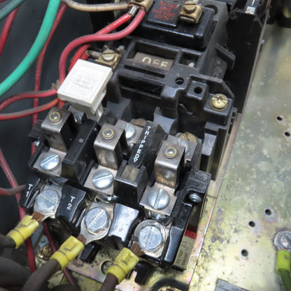 Allen Bradley 512-CJCD-25R 600V 45A 25Hp Fused Combination Starter Disconnect