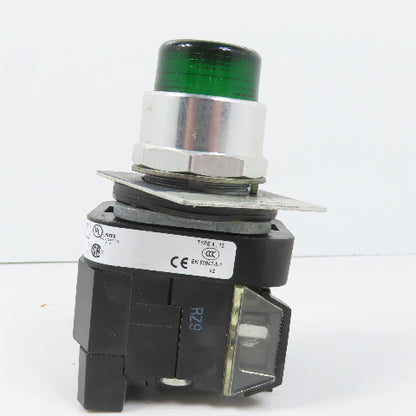 Allen Bradley 800TC-PT16 Green Momentary Contact Pilot Switch 120V 800TC-XA