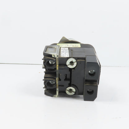 Allen Bradley 800TC-PT16 Green Momentary Contact Pilot Switch 120V 800TC-XA