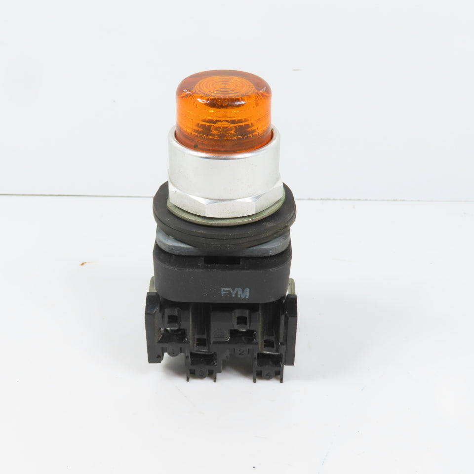 Allen Bradley 800TC-PB16A Amber Momentary Contact Push Button 120V 800TC-XA